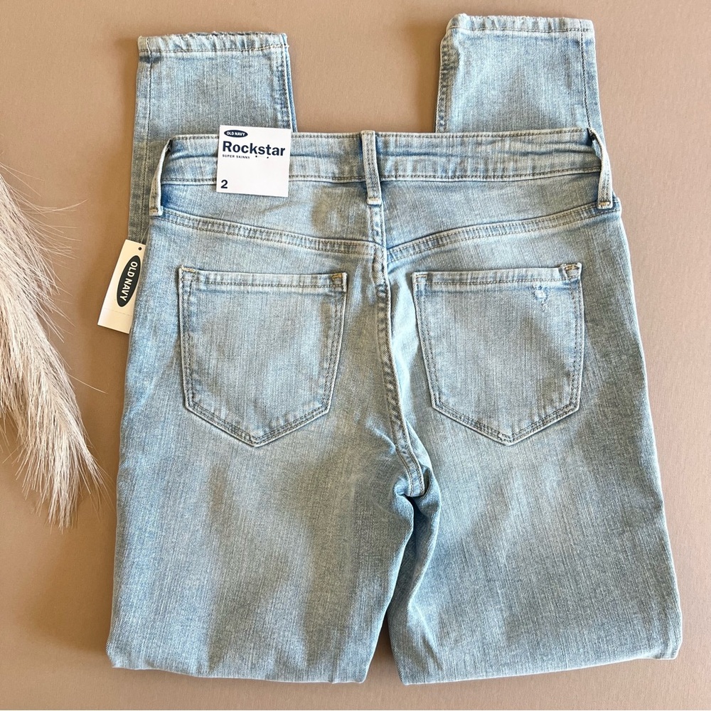 Old Navy Rockstar Patchwork Lightwash Skinny Jeans - Picture 4 of 8